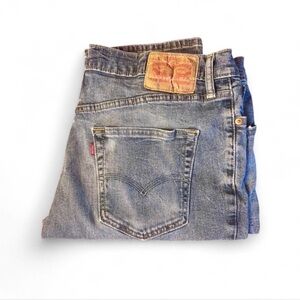 Levi's 541 Men's Athletic Taper Stretch Blue Jeans. 34 x 32.